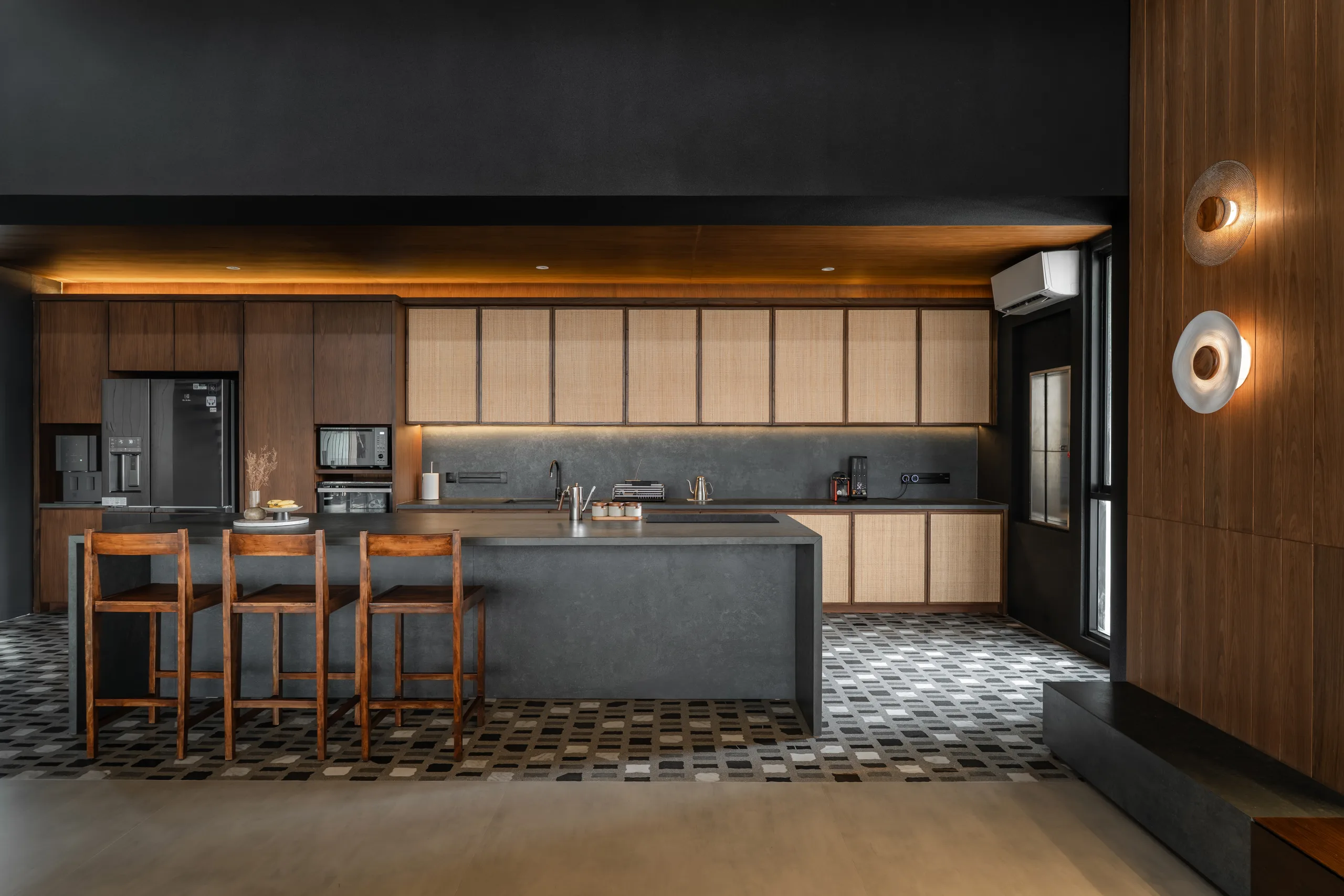 TV House gallery photo 5