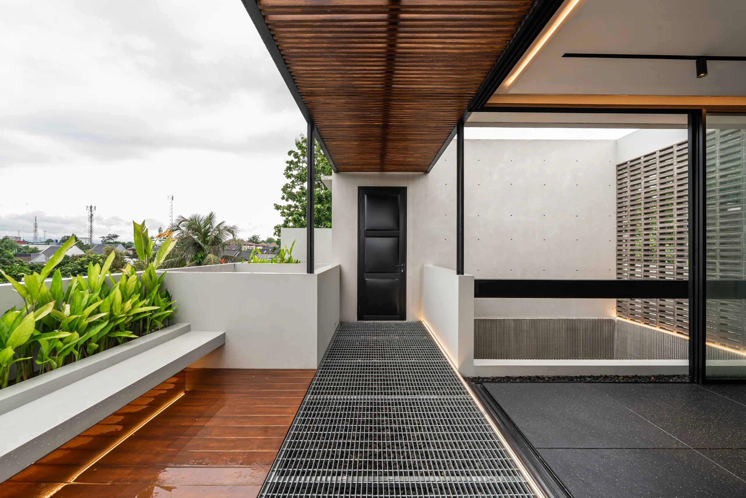 AA House gallery photo 10