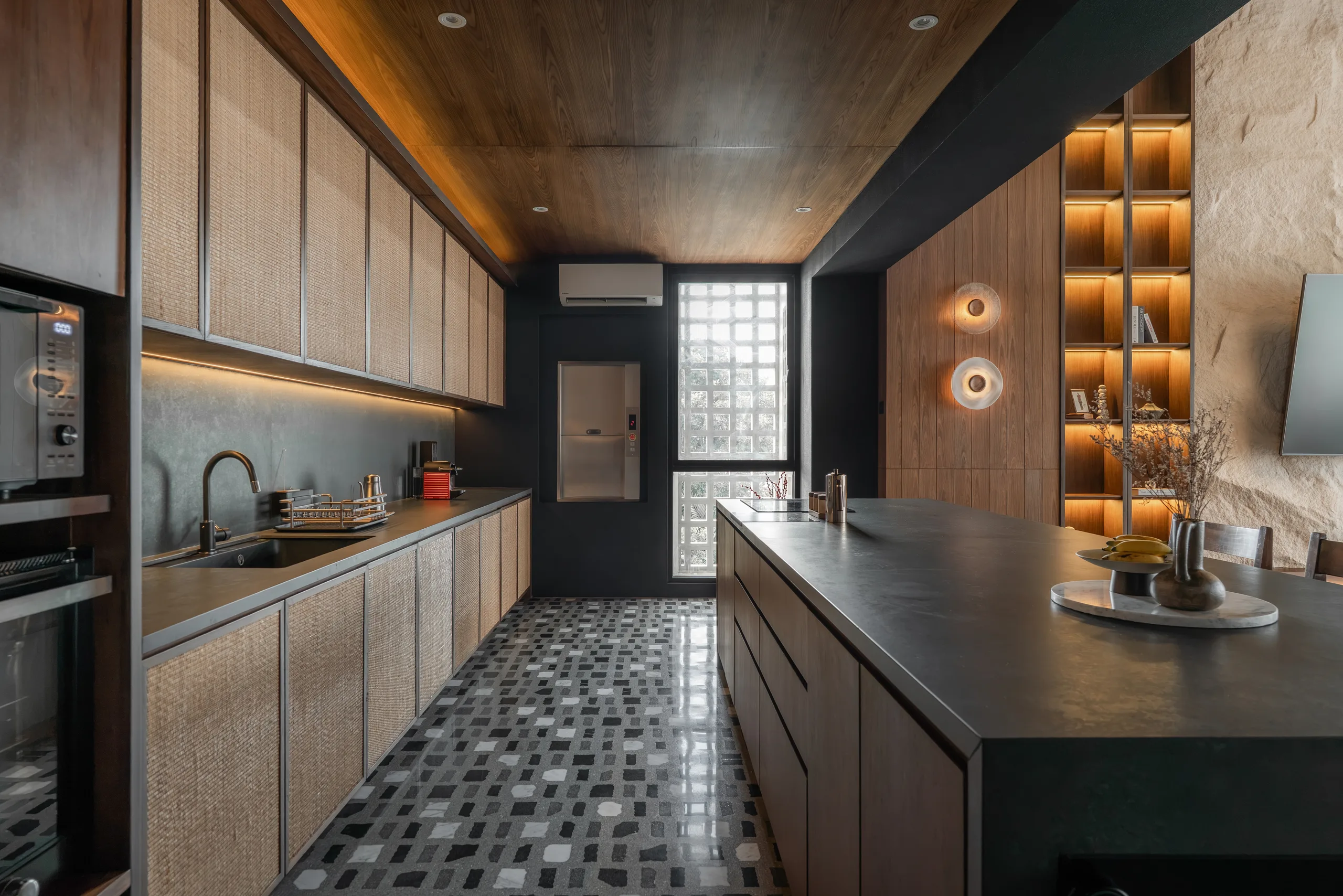 TV House gallery photo 7